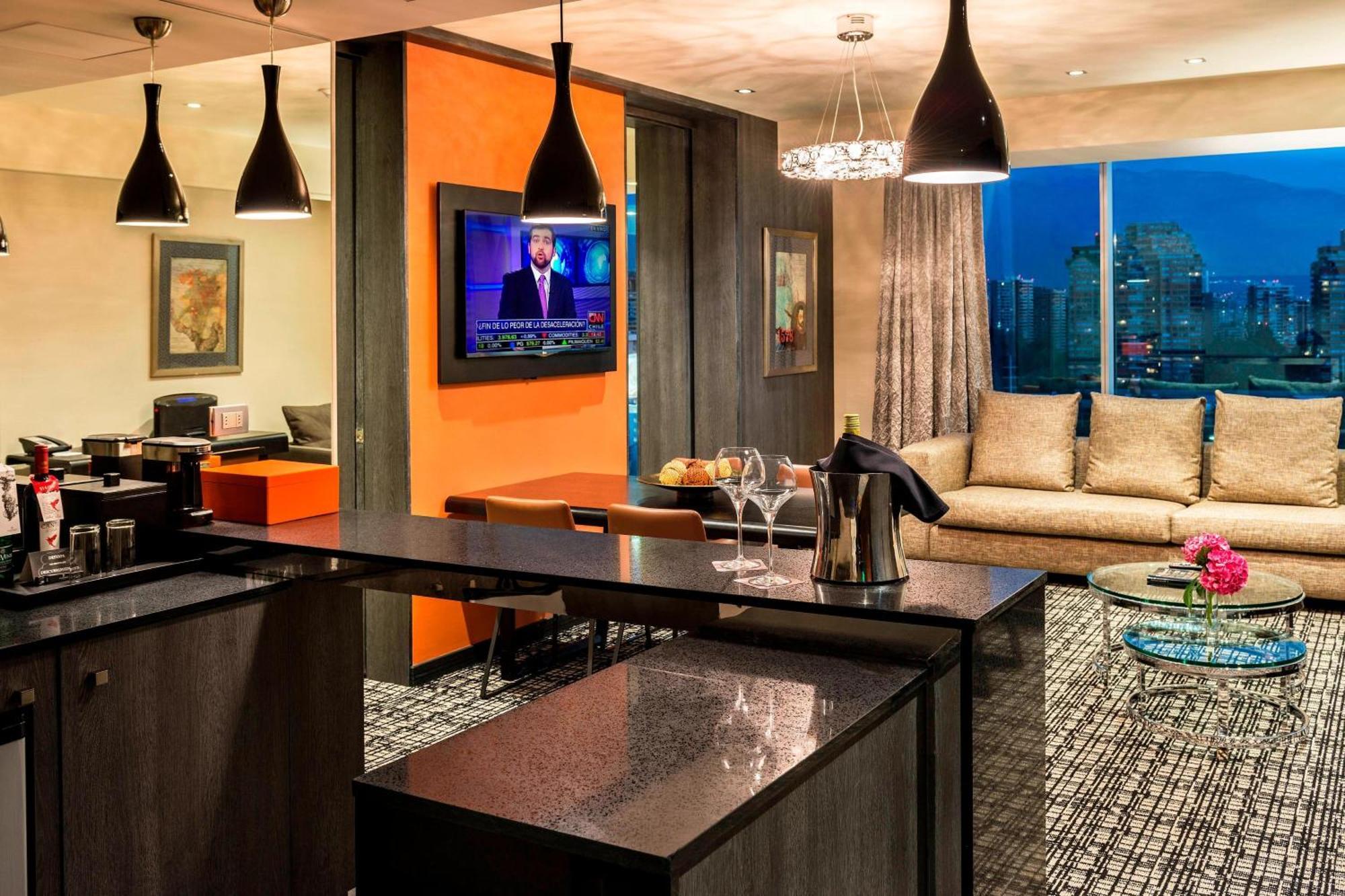 Renaissance Santiago By Marriott Hotell Exteriör bild