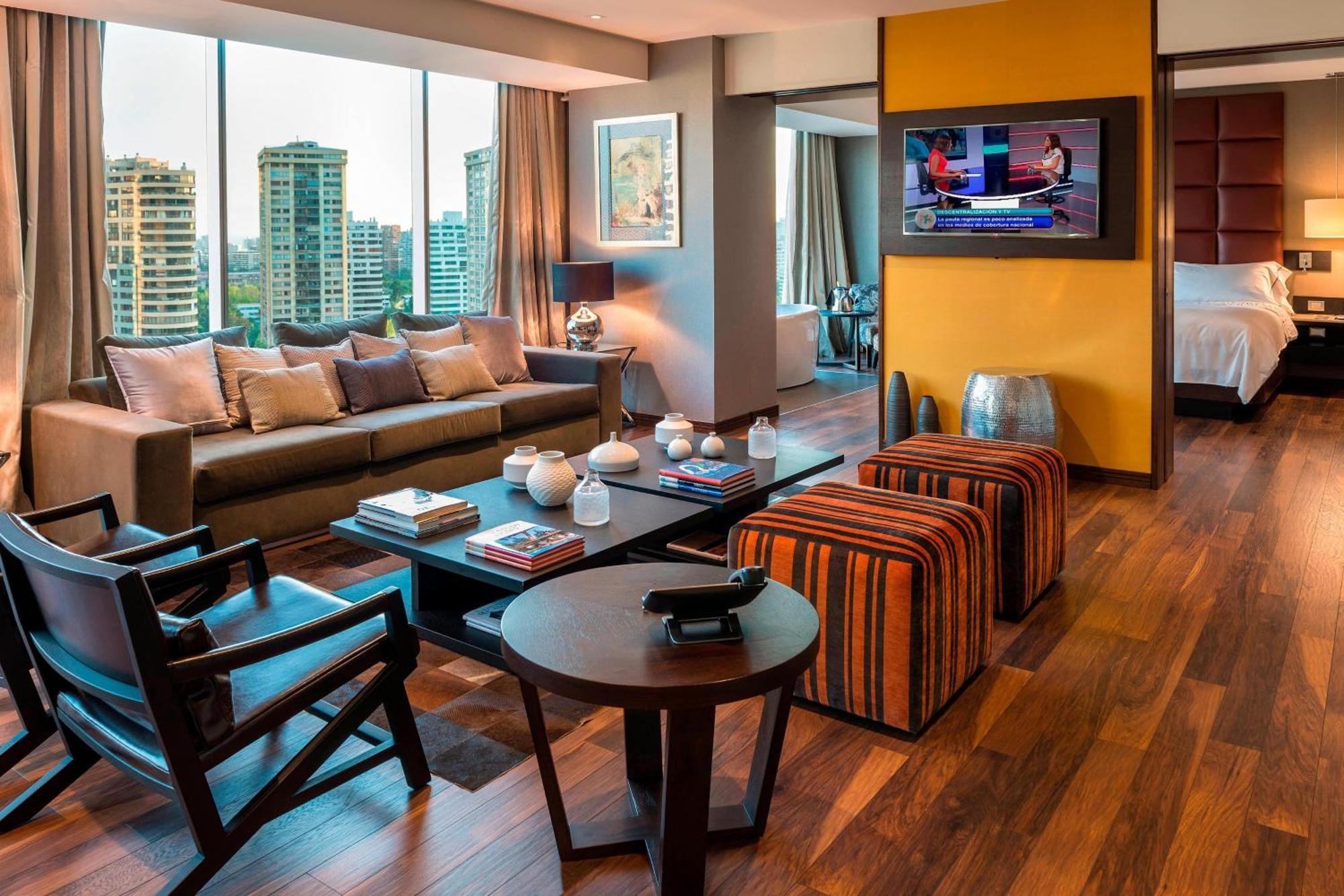 Renaissance Santiago By Marriott Hotell Exteriör bild